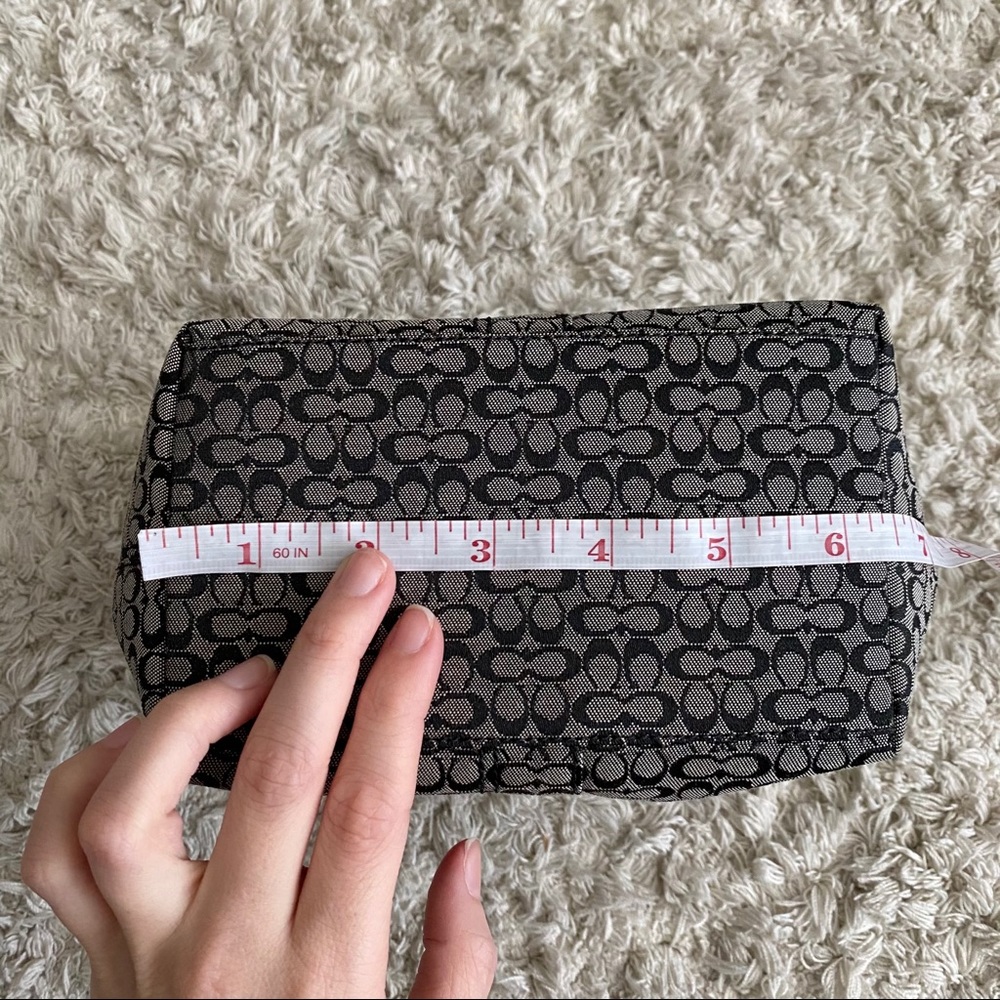 Coach Signature Handbag - Picture 9 of 9